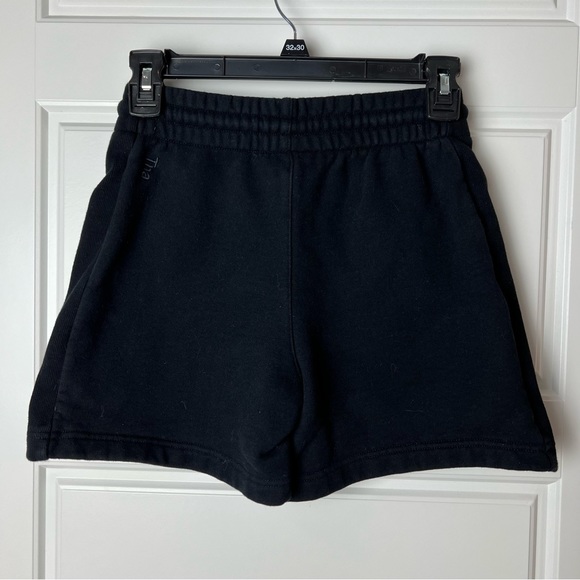 aritzia tna cozy fleece 5” boyfriend sweatshort - Picture 15 of 16